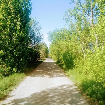 Dva Duby Domek letniskowy